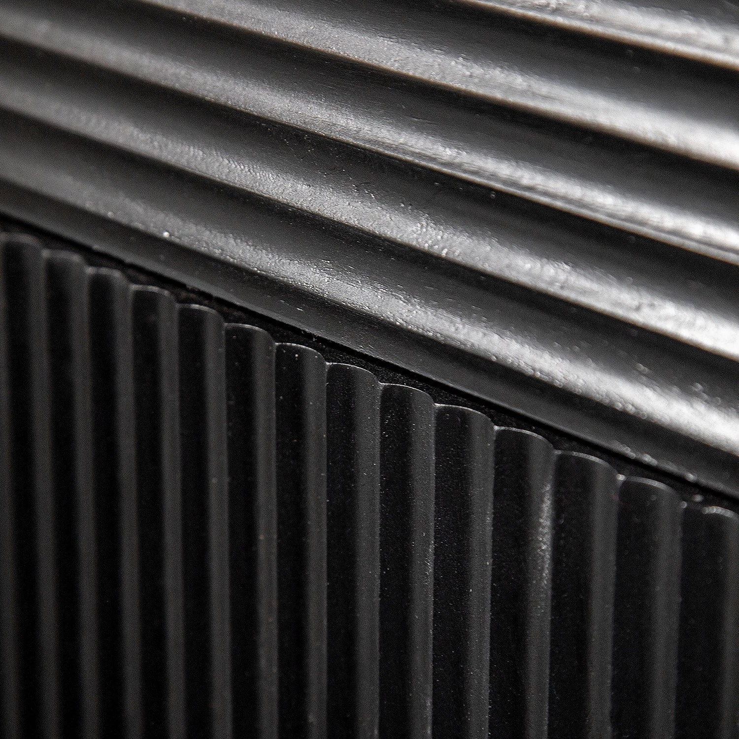 Red Living Buffet haut Soyons - Acacia massif / Métal - Noir / Doré 8 Red Living Buffet haut Soyons - Acacia massif / Métal - Noir / Doré – Image 8