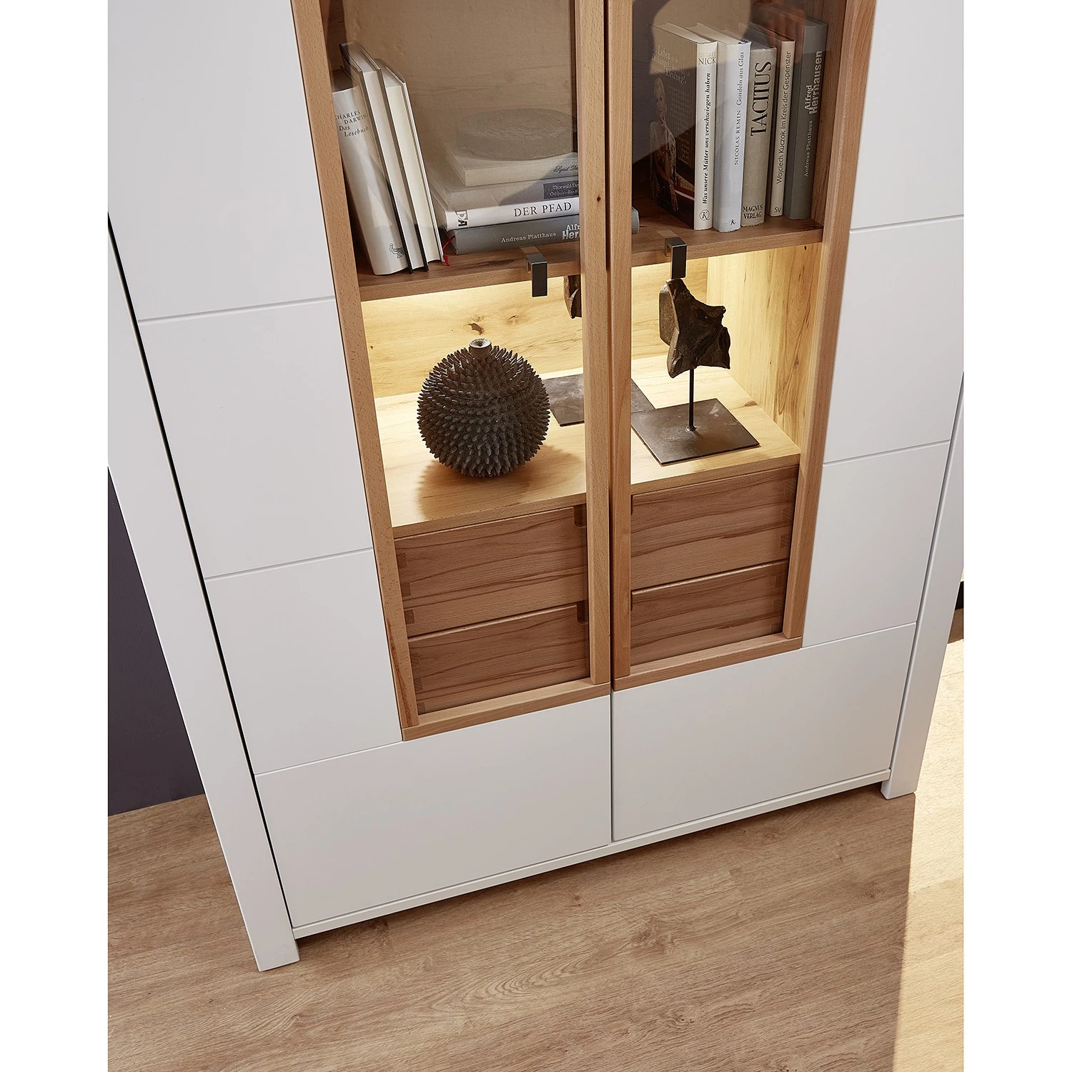 Loftscape Buffet haut Cordelle I - Éclairage inclus - Blanc mat / Hêtre sauvage 3 Loftscape Buffet haut Cordelle I - Éclairage inclus - Blanc mat / Hêtre sauvage – Image 3